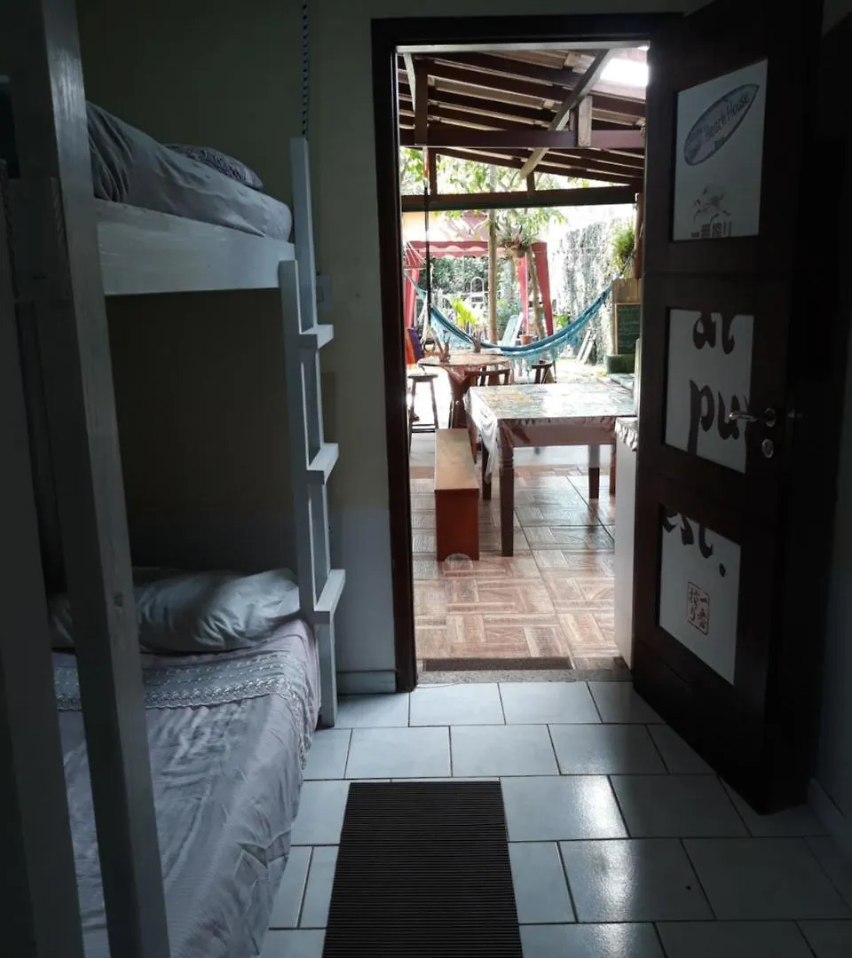 Floripa Beach House Hostel Florianópolis